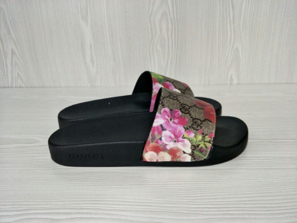 HOT SALE GUCCI SLIPPERS