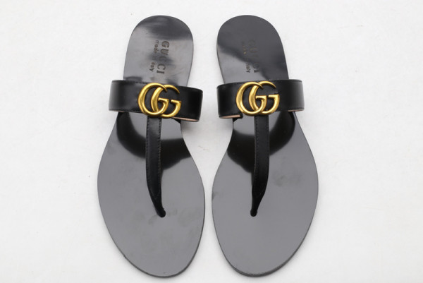 HOT SALE GUCCI Leather thong sandal with Double G