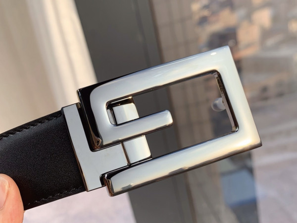 HOT SALE GUCCI Reversible belt with Square G buckle