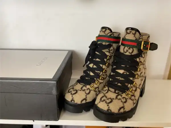 First Bag Ru GUCCI GG WOOL ANKLE BOOTS