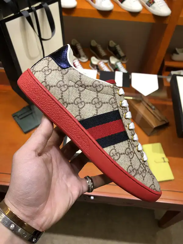 First bag ru GUCCI ACE SNEAKER