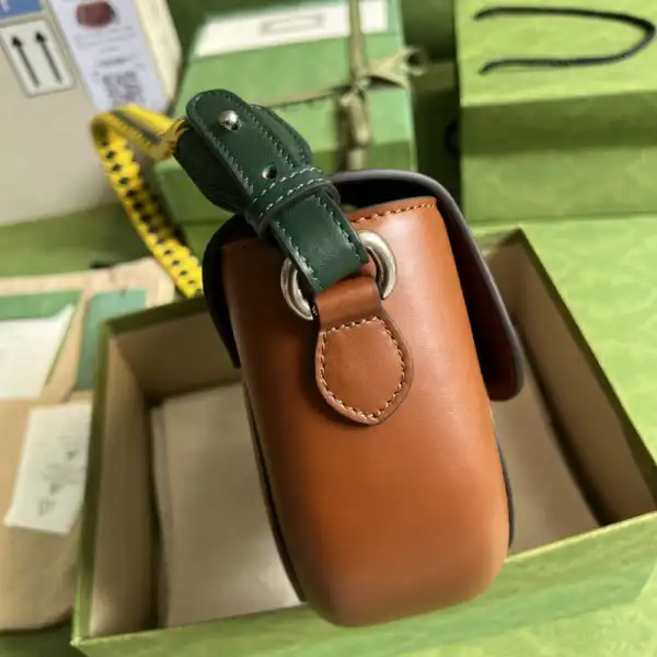 GUCCI SHOULDER BAG