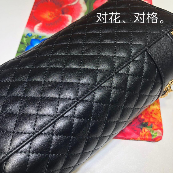 HOT SALE GUCCI Quilted leather belt bag