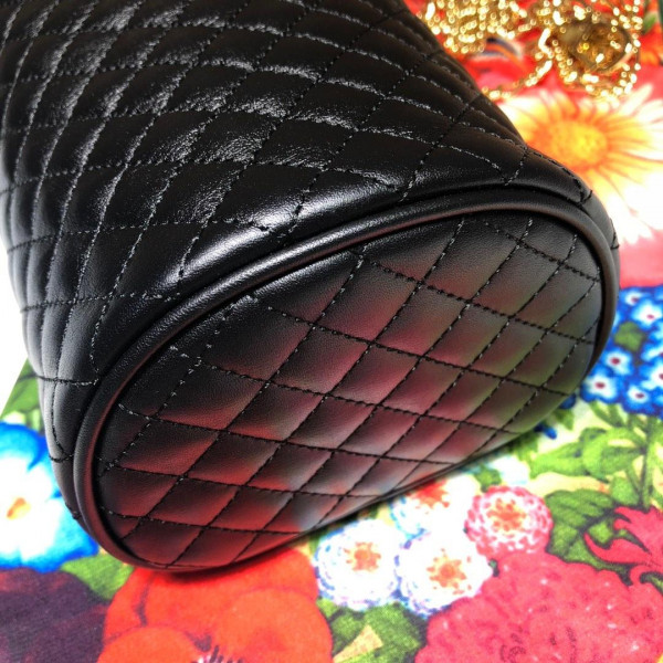 HOT SALE GUCCI Quilted leather belt bag