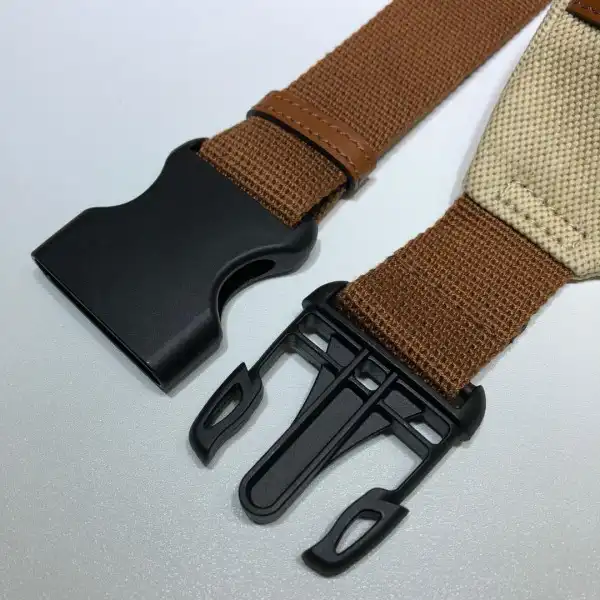 GUCCI Vintage canvas belt bag