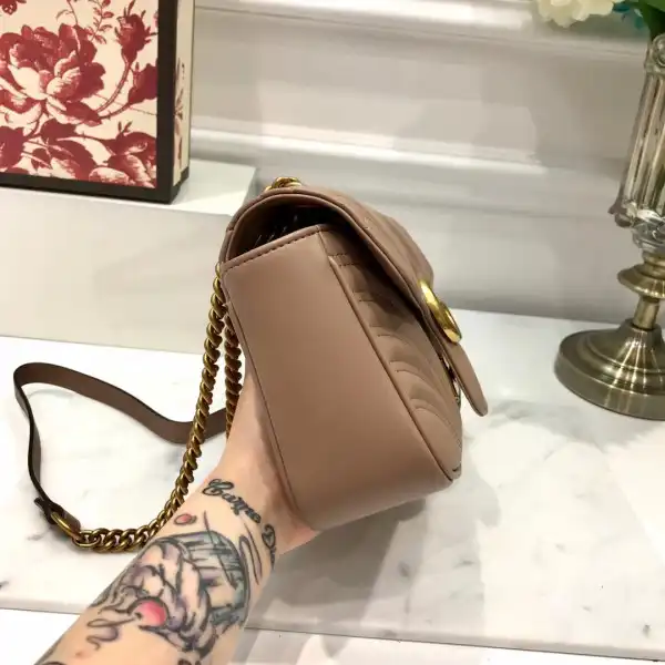 Affordable Gucci GG Marmont 26CM