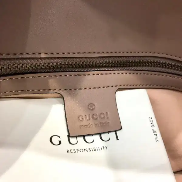 Gucci GG Marmont 26CM