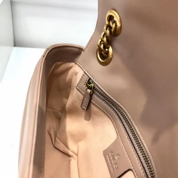 Gucci GG Marmont 26CM