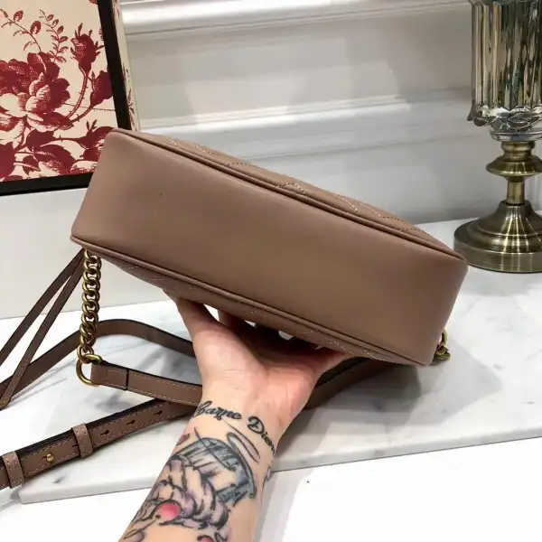 Gucci GG Marmont small matelassé shoulder bag