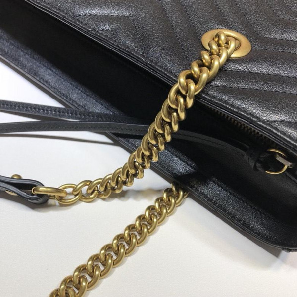 HOT SALE GUCCI GG Marmont matelassé medium tote