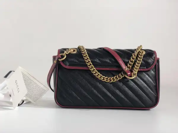 Gucci GG Marmont 26CM