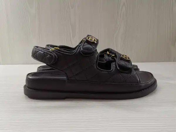 Yupoo bagsoffer CL SANDALS