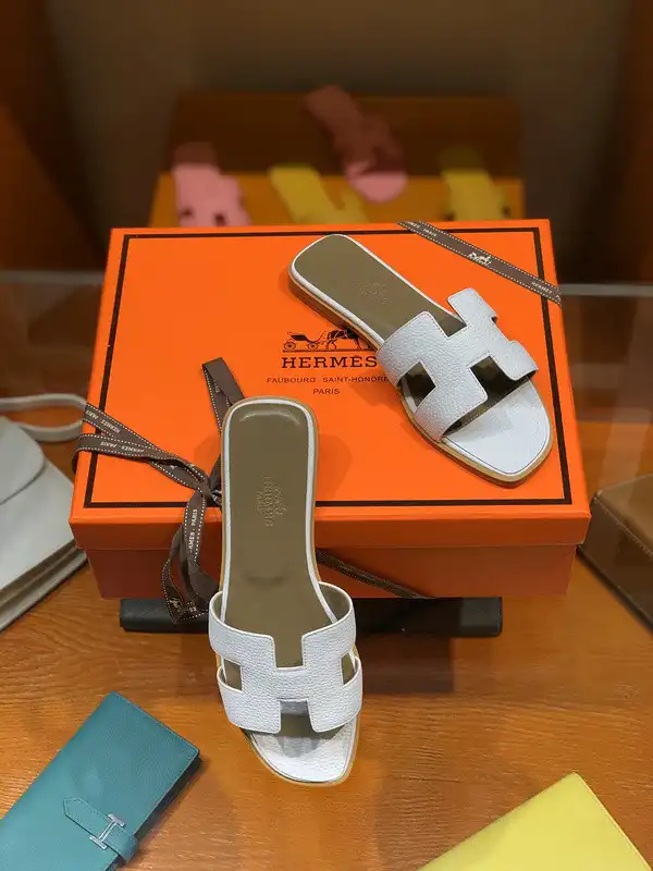 HERMES SANDAL