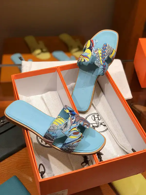 HERMES SANDAL