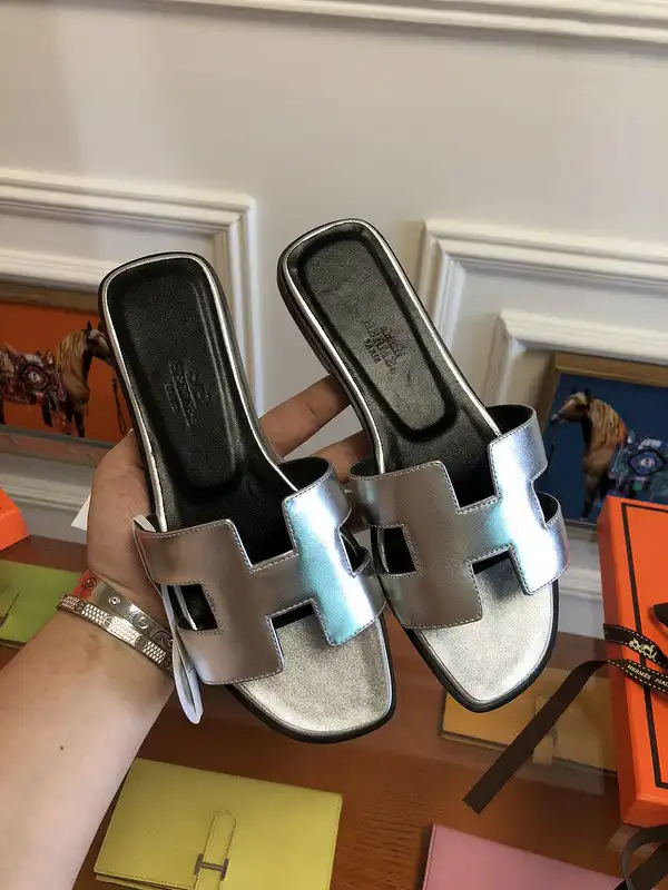 HERMES SANDAL