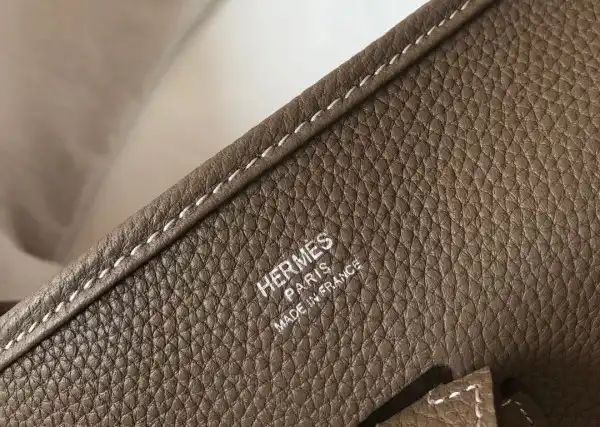 HERMES EVELYNE