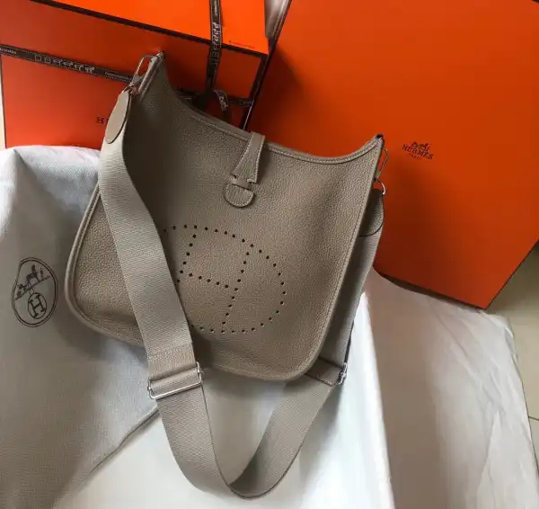 Bagsoffer HERMES EVELYNE