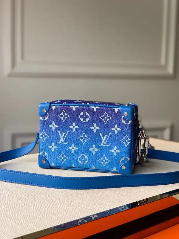 Frstbag ru LOUIS VUITTON SOFT TRUNK