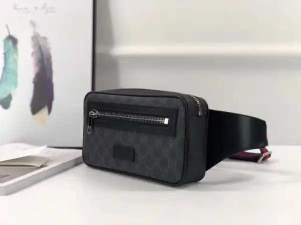 Frstbag ru Gucci Soft GG belt bag