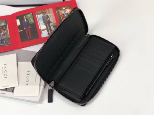 HOT SALE Gucci Signature Web zip around wallet