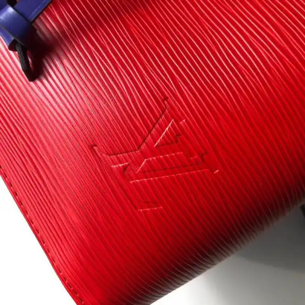 LOUIS VUITTON NÉONOÉ