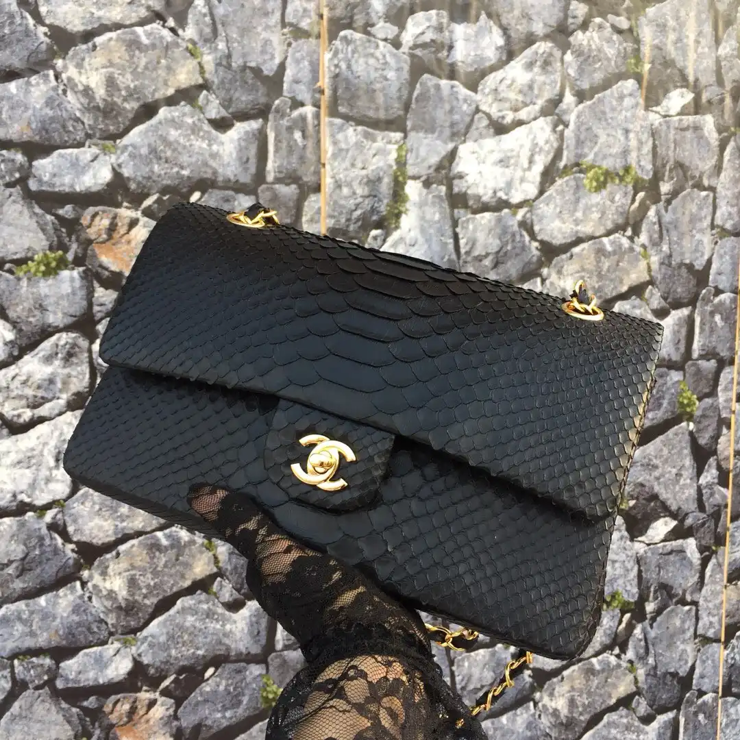 CHANEL Flap Bag