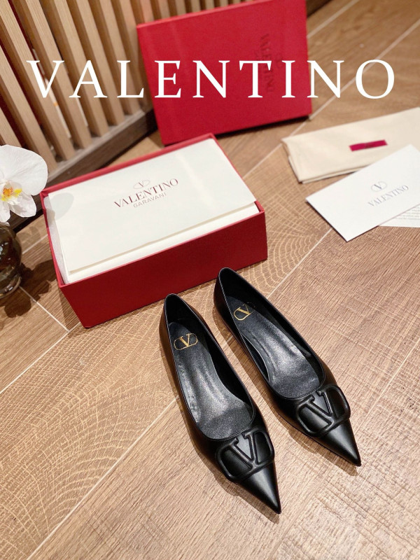 HOT SALE VALENTINO  FLAT