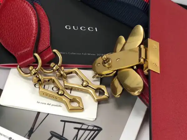 First bag ru Gucci Queen Margaret 476541