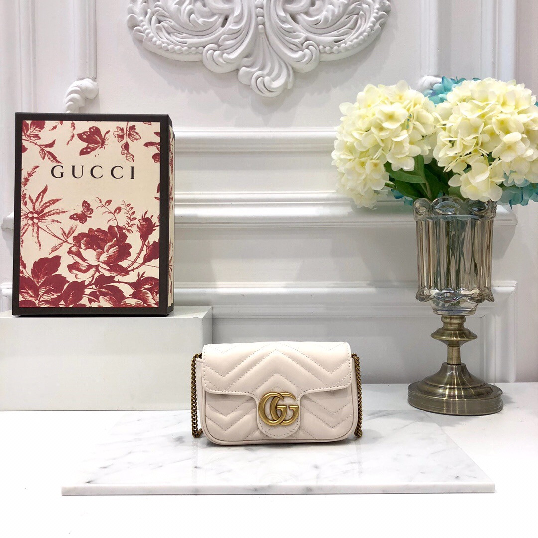 HOT SALE GUCCI GG Marmont super mini bag