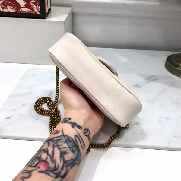 Cheap GUCCI GG Marmont super mini bag