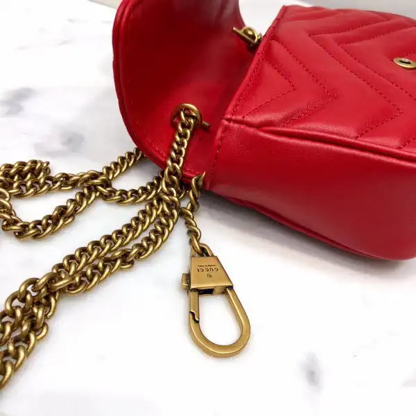 Affordable GUCCI GG Marmont super mini bag