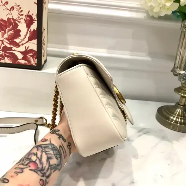 Affordable Gucci GG Marmont 26CM