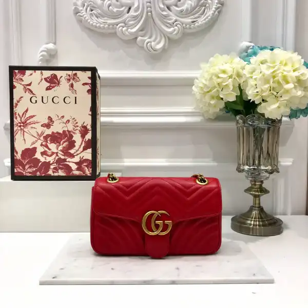 Gucci GG Marmont 26CM