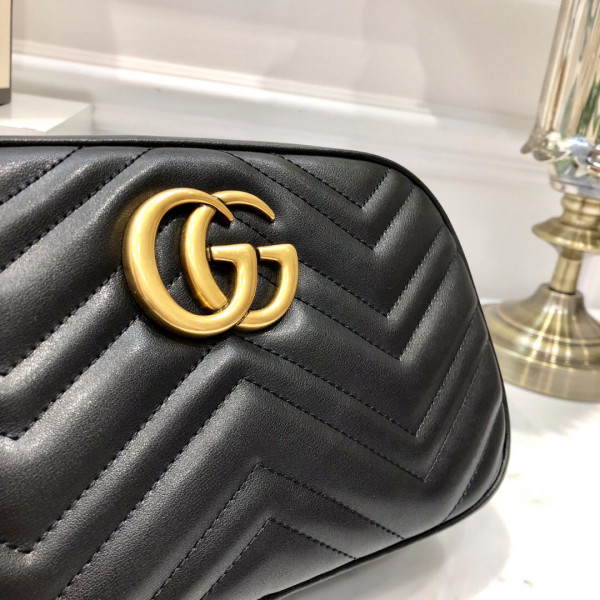 Gucci GG Marmont small matelassé shoulder bag