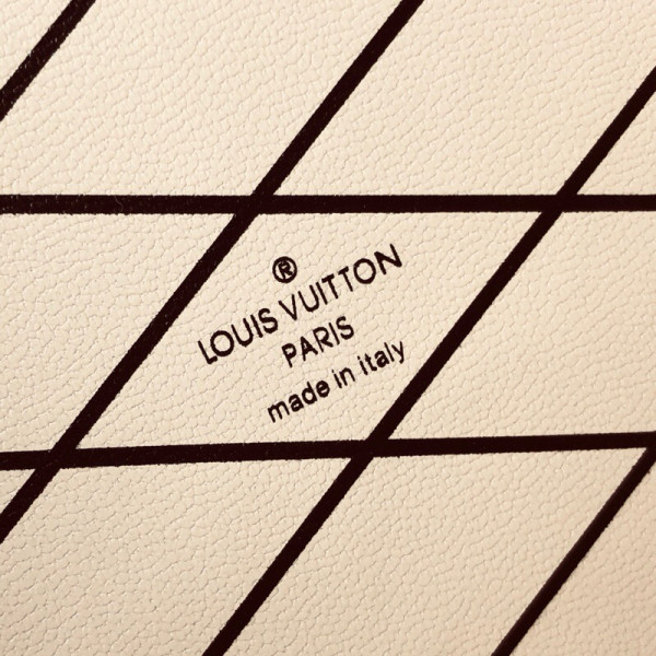 HOT SALE Louis Vuitton PETITE BOITE CHAPEAU With Alligator Leather