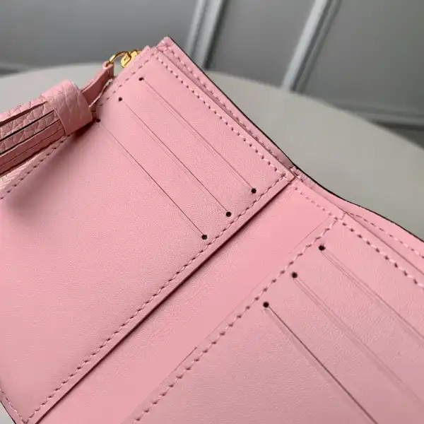 Affordable Louis Vuitton CROISETTE COMPACT WALLET