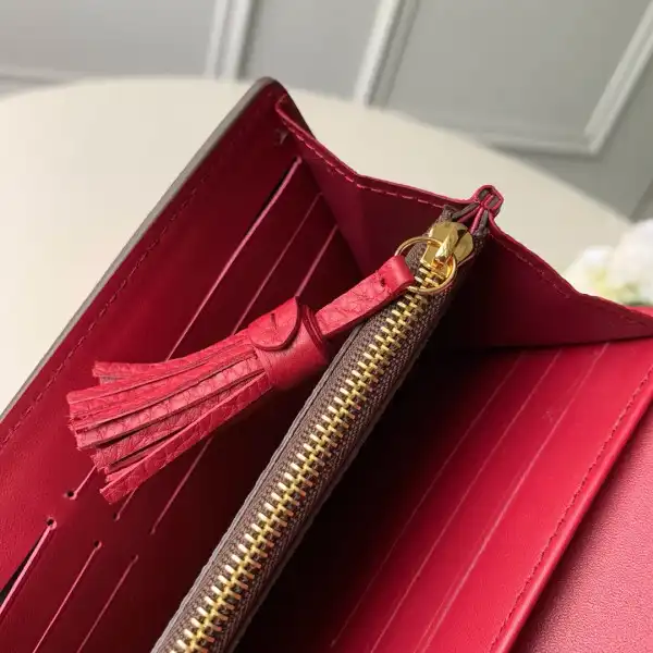 First Bag Ru Louis Vuitton CROISETTE WALLET