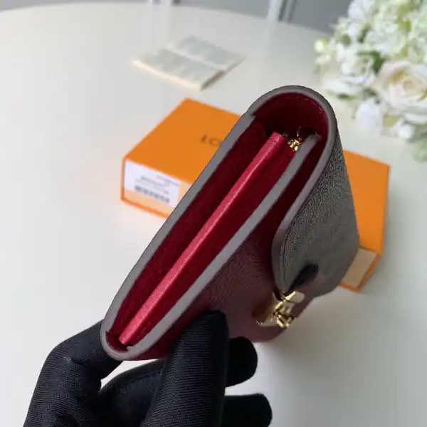 Cheap Louis Vuitton CROISETTE WALLET