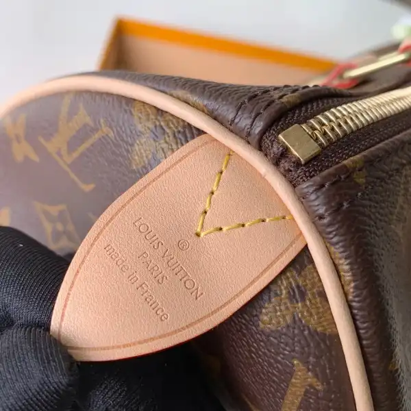 Eliminating the middleman and passing on savings to you. With massive production and tax-free benefits Louis Vuitton SPEEDY 25