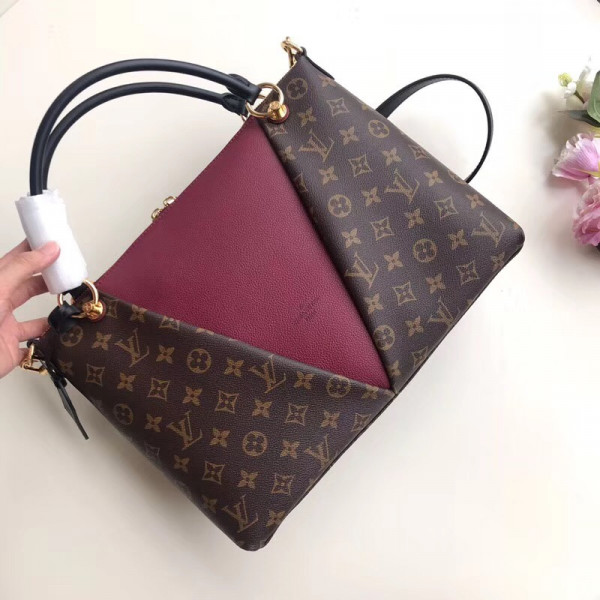 HOT SALE Louis Vuitton V TOTE MM