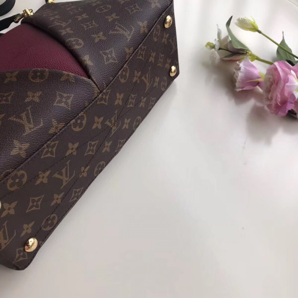 HOT SALE Louis Vuitton V TOTE MM