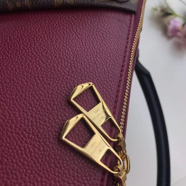 HOT SALE Louis Vuitton V TOTE MM