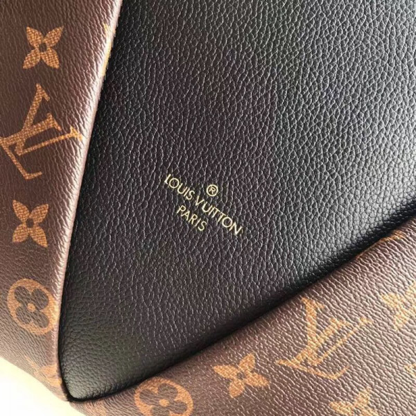 HOT SALE Louis Vuitton V TOTE MM