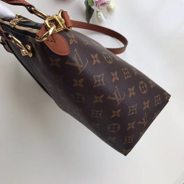 HOT SALE Louis Vuitton V TOTE MM