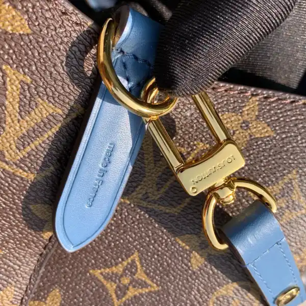 LOUIS VUITTON NÉONOÉ