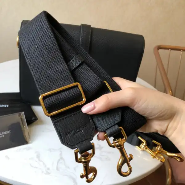 First bag ru YSL CASSANDRE MATELASSÉ CHAIN WALLET