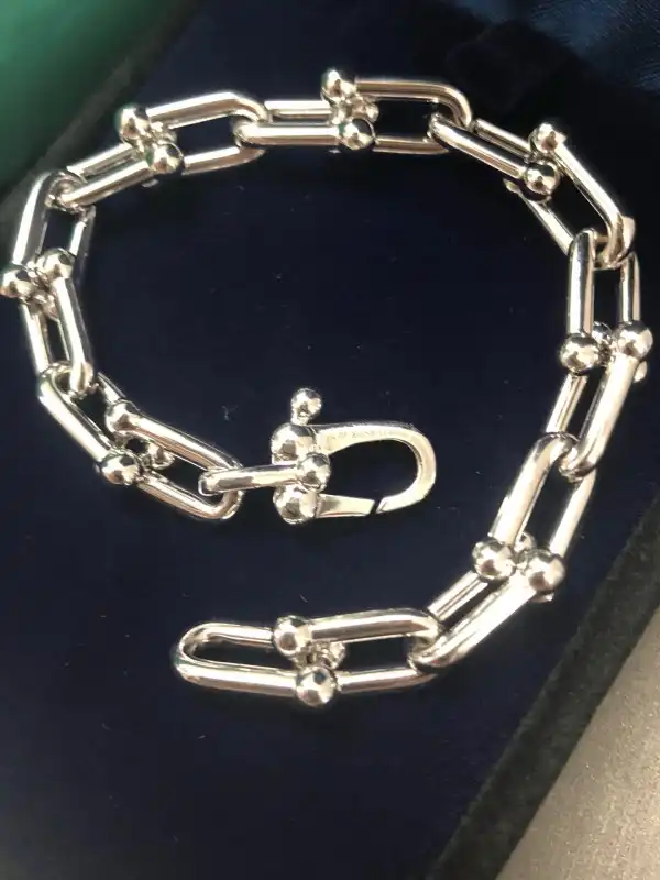 TIFFANY BRACELET