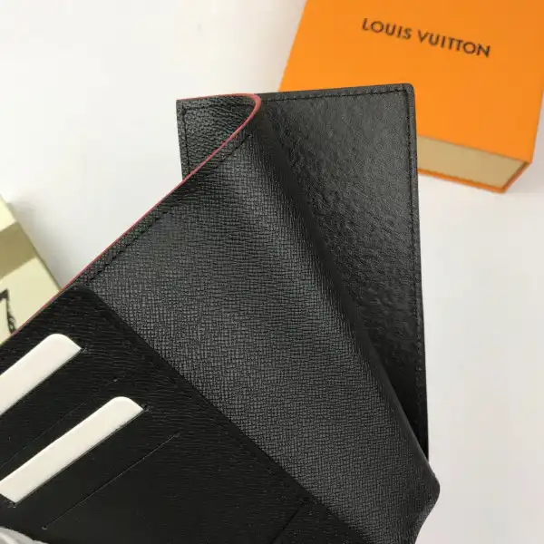 TO Louis Vuitton PASSPORT COVER