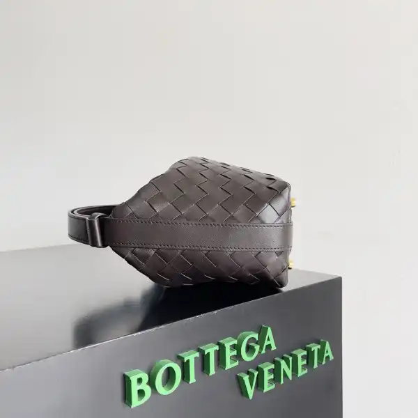 Frstbag ru BOTTEGA VENETA CANDY WALLACE-22*13*9CM