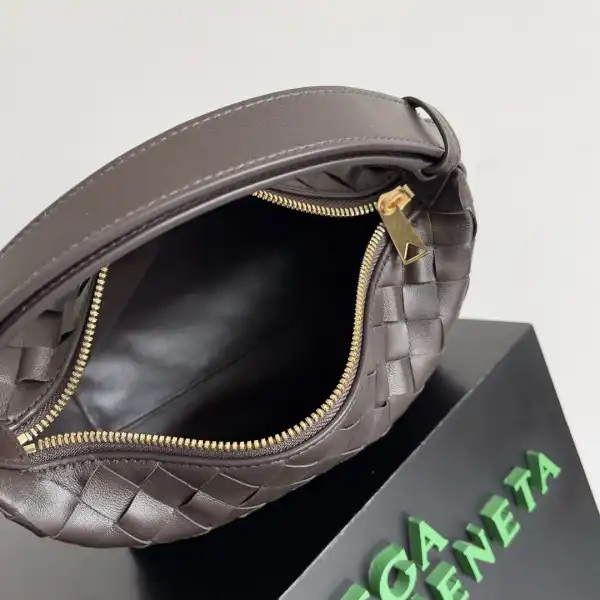 BOTTEGA VENETA CANDY WALLACE-22*13*9CM